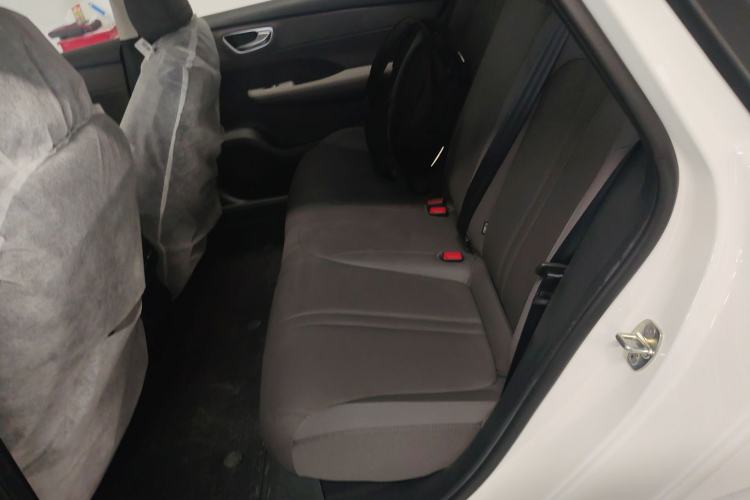 Used Roewe D6 2025 450 km Premium Edition Left Rear Seat