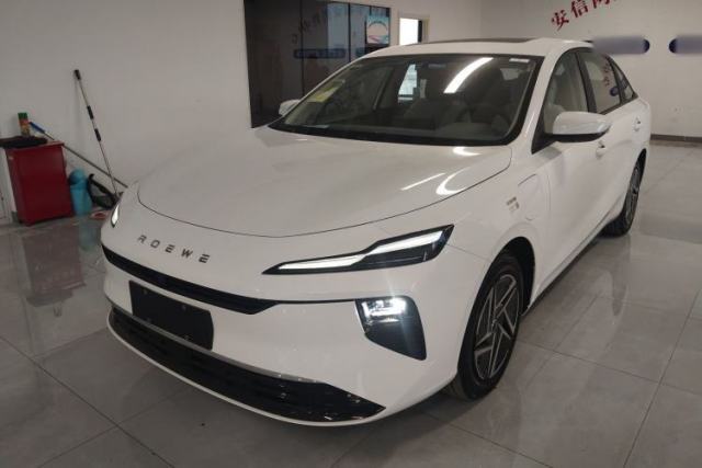 Used Roewe D6 2025 450 km Premium Edition