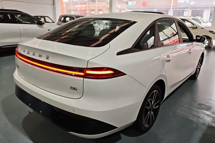Used Roewe D6 2025 450km Deluxe Edition Rear Right 45 Deg