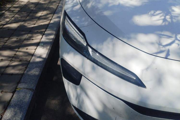 Used Roewe D6 2025 520km Luxury Edition Right Front Headlight