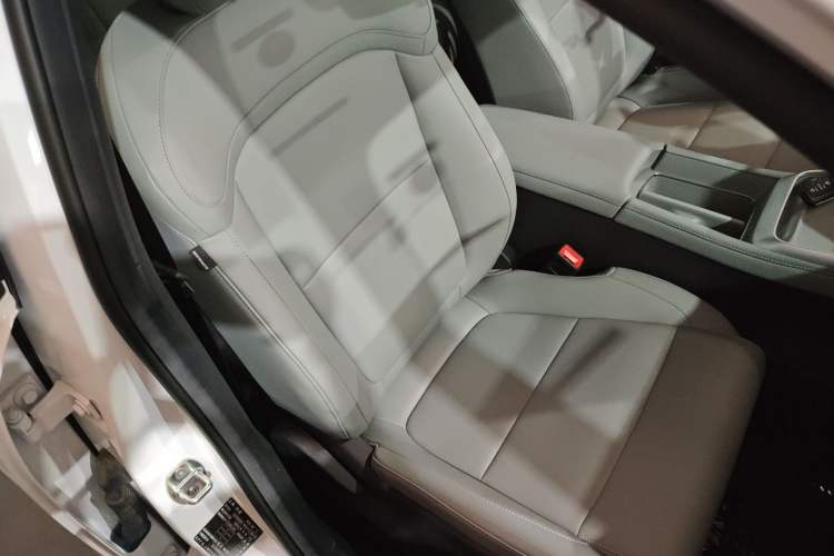 Used Roewe D6 2025 450km Deluxe Edition Right Front Seat