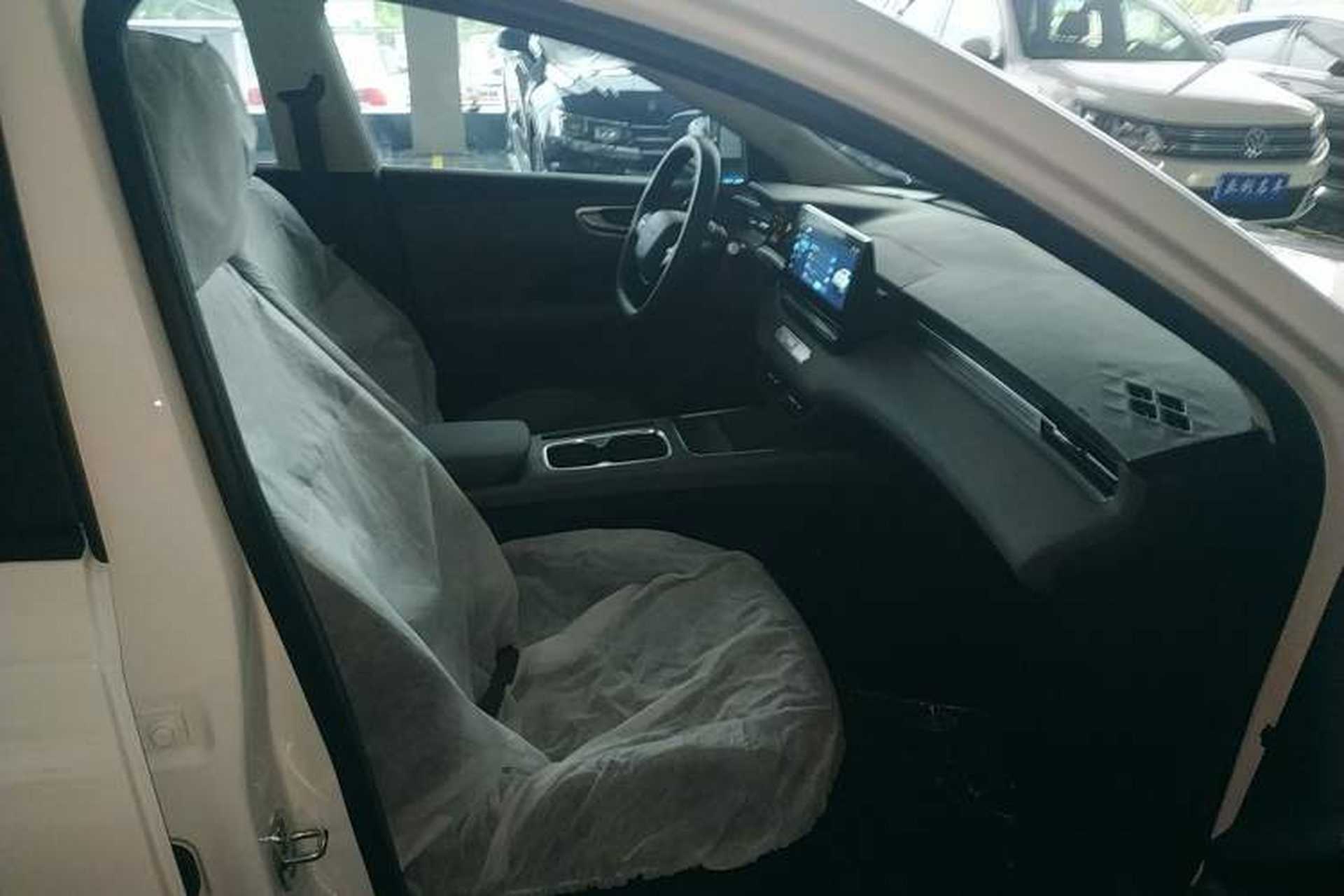 Used Roewe D6 2025 450 km Premium Edition Right Front Seat