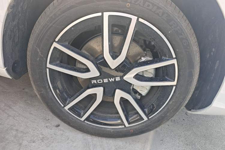 Used Roewe D6 2025 520km Comfort Edition Right Front Wheel Hub