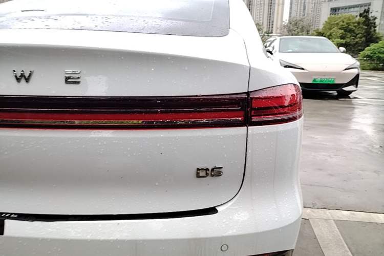Used Roewe D6 2025 450 km Premium Edition Right Rear Taillight