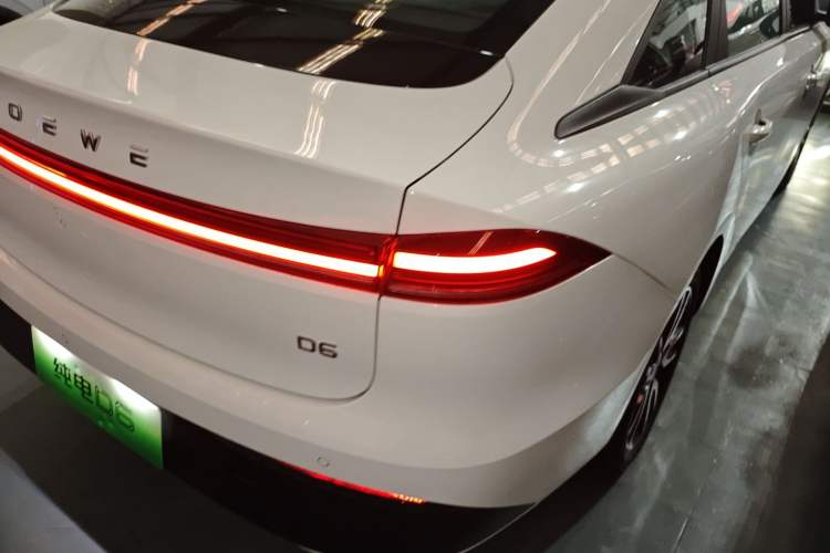 Used Roewe D6 2025 450km Deluxe Edition Right Rear Taillight