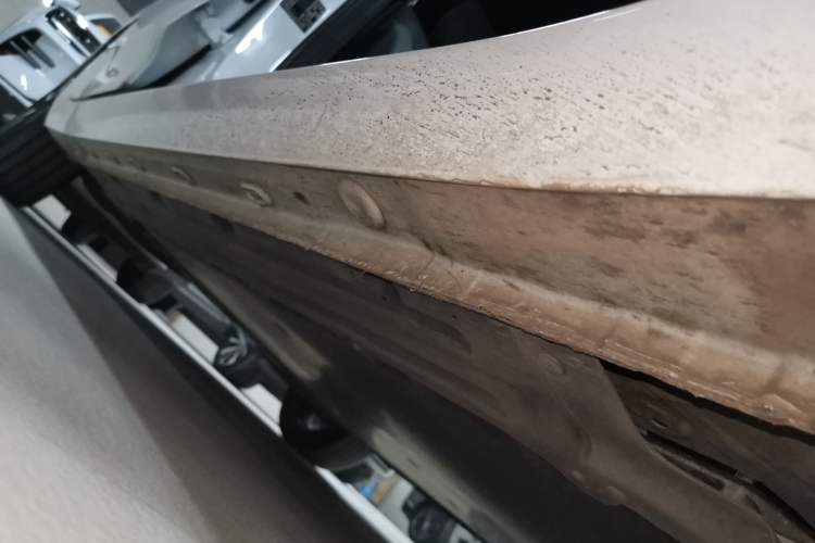Used Roewe D6 2025 450km Deluxe Edition Right Side Sill