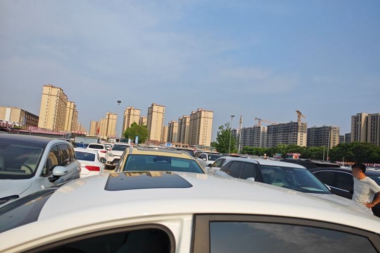 Used Roewe D6 2025 450km Deluxe Edition Roof