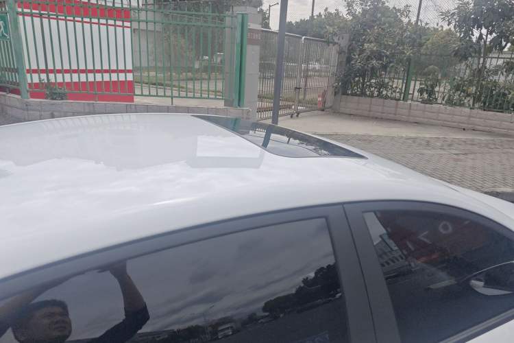 Used Roewe D6 2025 450 km Premium Edition Roof