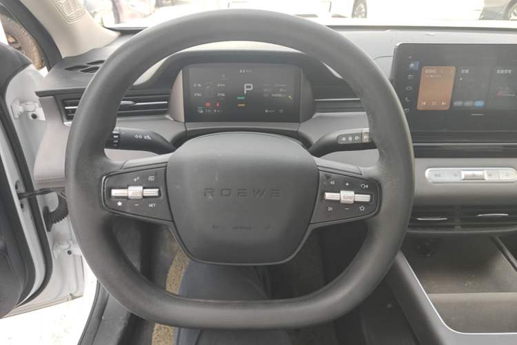 Used Roewe D6 2025 450 km Premium Edition Steering Wheel