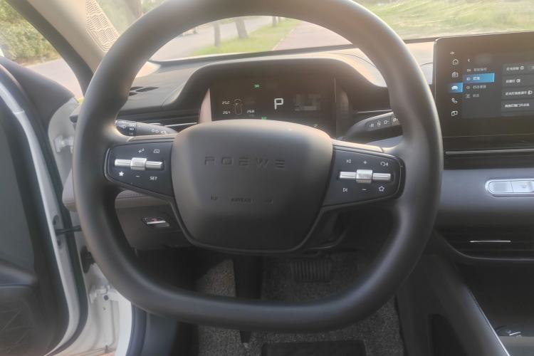 Used Roewe D6 2025 450 km Premium Edition Steering Wheel