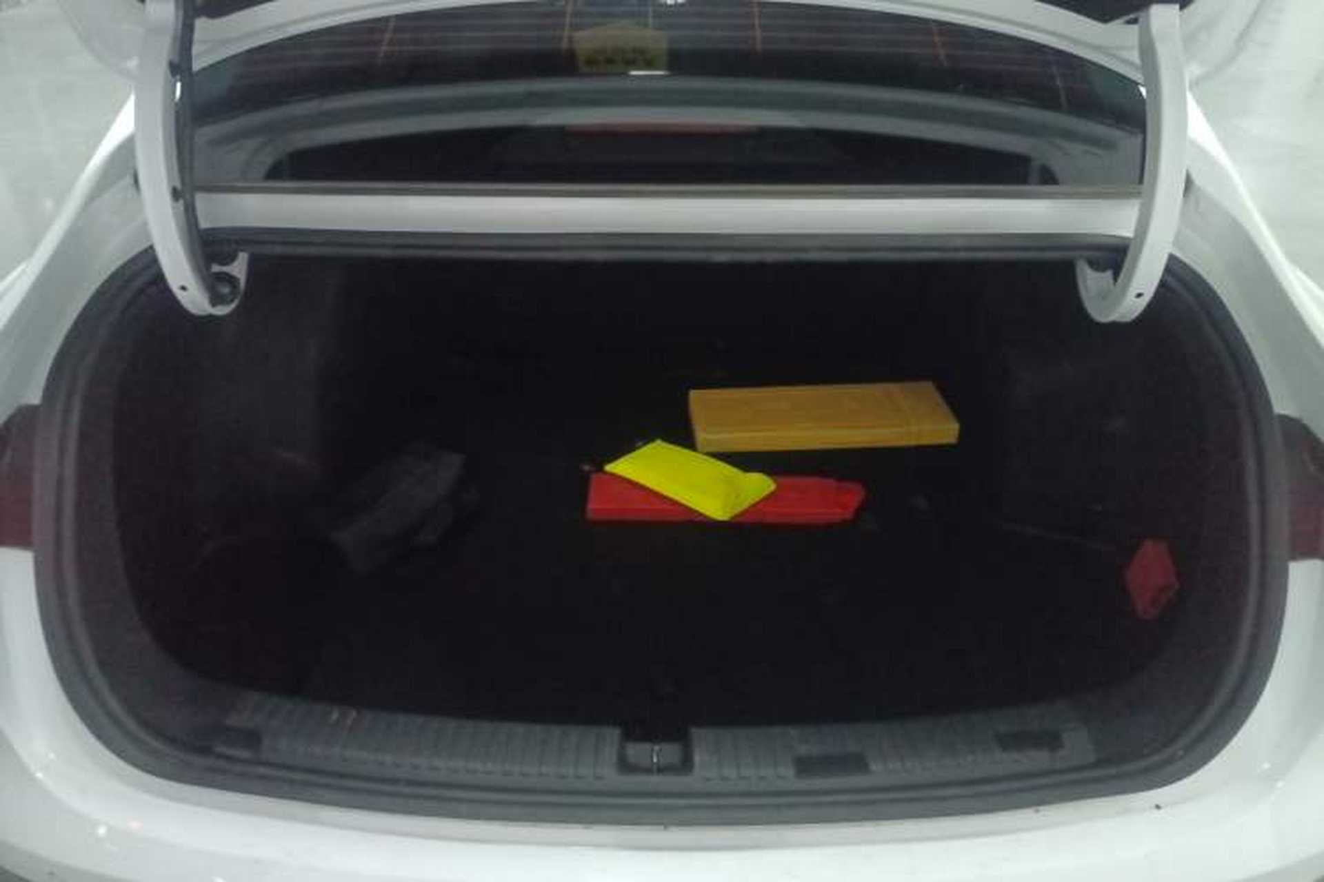 Used Roewe D6 2025 450km Deluxe Edition Trunk
