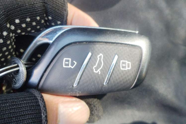 Used Roewe D6 2025 520km Luxury Edition Vehicle Key