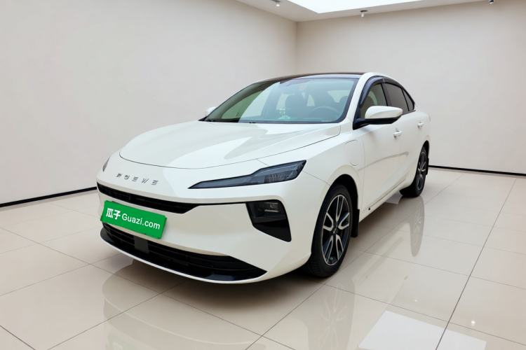 Roewe D6 2025 450km Deluxe Edition