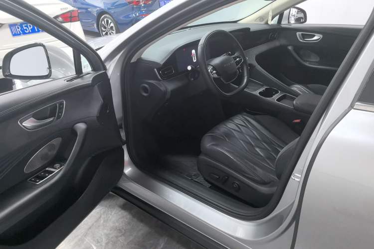 Used Roewe D7 2023 DMH 125km Flagship Edition Interior 2