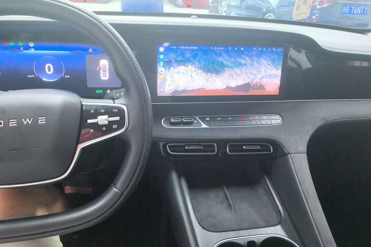 Used Roewe D7 2023 DMH 125km Flagship Edition Interior 3