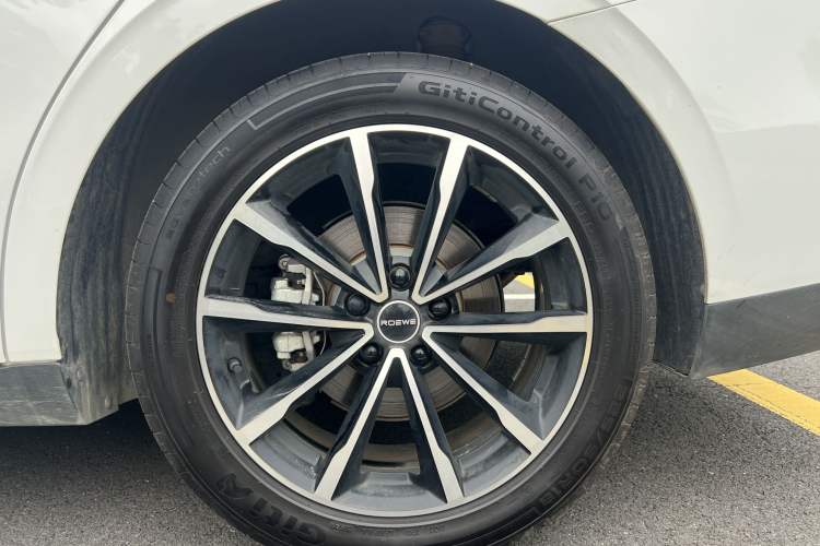 Used Roewe D7 2025 DMH 125km World Champion Edition Exterior 8