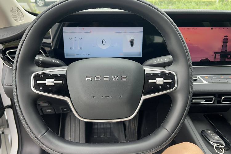 Used Roewe D7 2025 DMH 125km World Champion Edition Interior 11