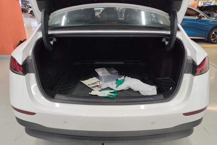 Used Roewe D7 2025 DMH 125km World Champion Edition Trunk