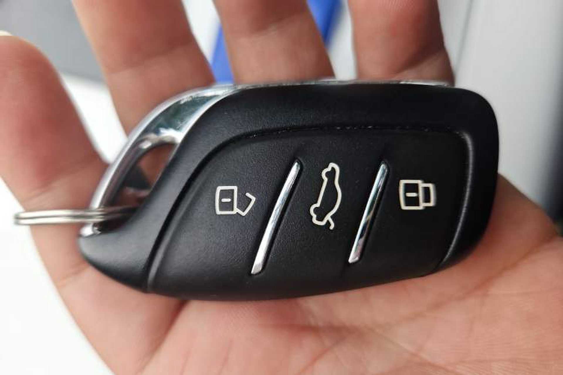 Used Roewe D7 2023 DMH 125km Superior Edition Vehicle Key