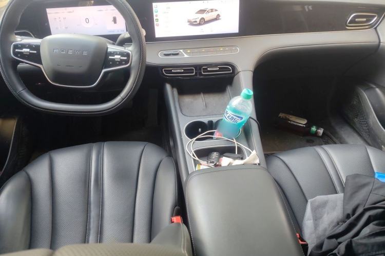 Used Roewe D7 2023 DMH 125km Superior Edition Center Console
