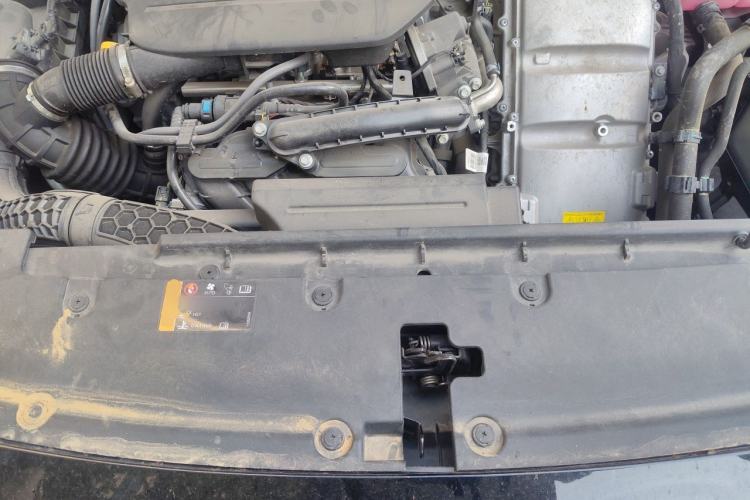 Used Roewe D7 2023 DMH 125km Superior Edition Engine Bay