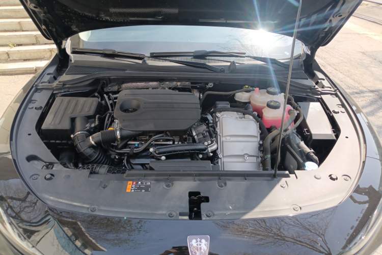 Used Roewe D7 2023 DMH 125km Superior Edition Engine Bay