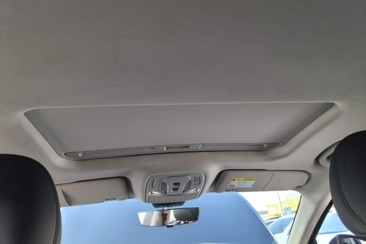 Used Roewe D7 2023 DMH 125km Superior Edition Headliner