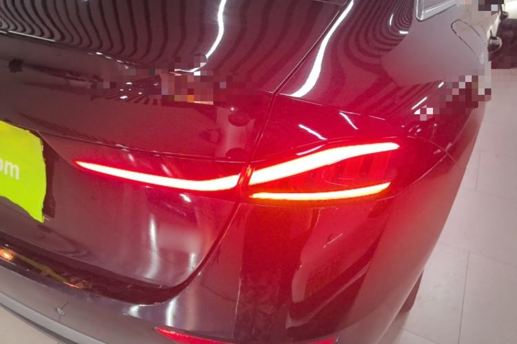 Used Roewe D7 2023 DMH 125km Superior Edition Right Rear Taillight