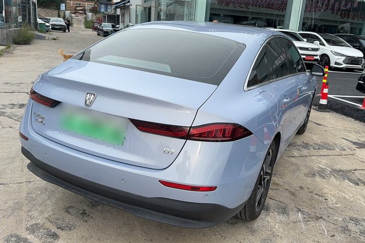 Used Roewe D7 2023 DMH 125km Excellence Edition Exterior 3