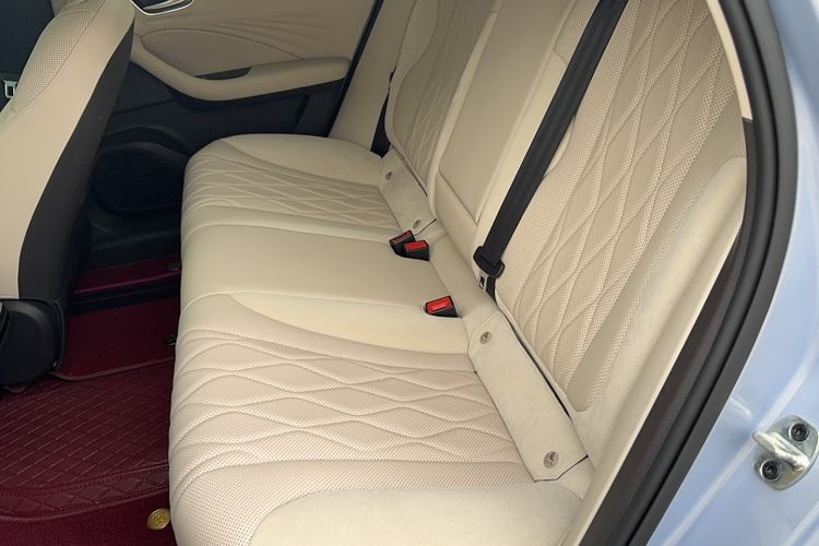 Used Roewe D7 2023 DMH 125km Excellence Edition Interior 1