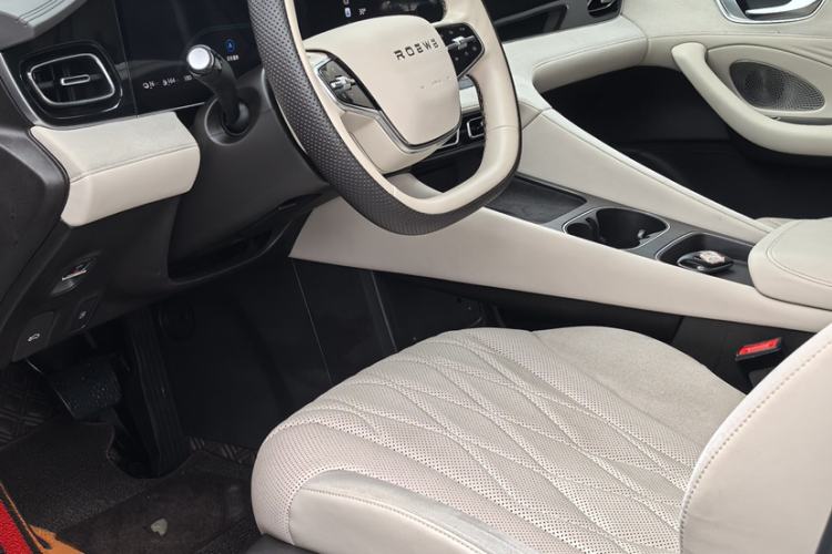 Used Roewe D7 2023 DMH 125km Excellence Edition Interior 2
