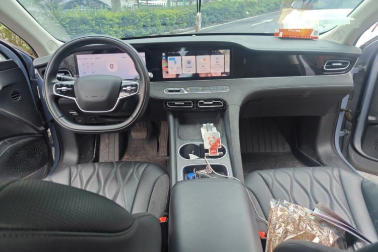 Used Roewe D7 2023 DMH 125km Excellence Edition Interior 2