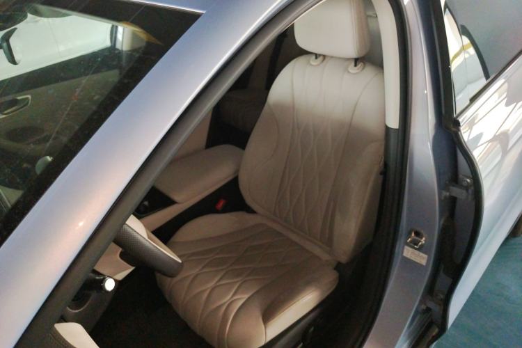 Used Roewe D7 2023 DMH 125km Excellence Edition Left Front Seat