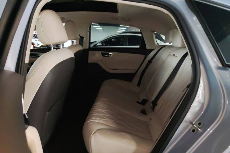 Used Roewe D7 2023 DMH 125km Excellence Edition Left Rear Seat