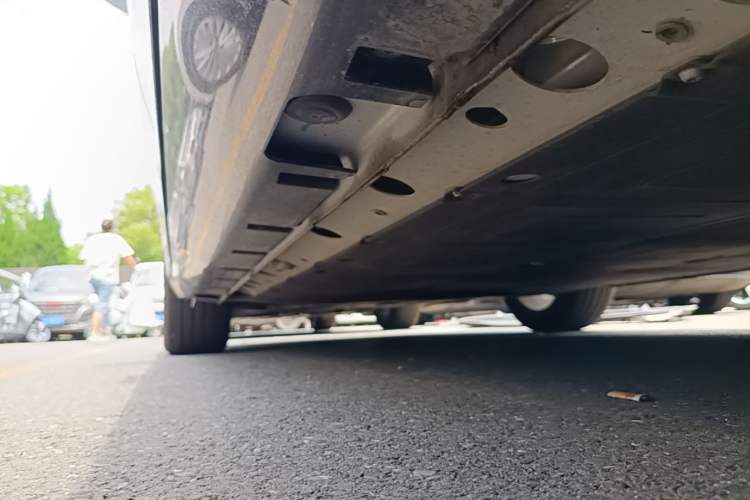 Used Roewe D7 2023 EV 510km Rear-Drive Flagship Edition Left Side Sill