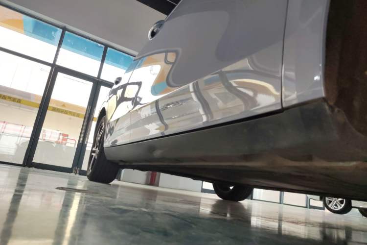 Used Roewe D7 2023 DMH 125km Excellence Edition Right Side Sill