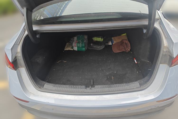 Used Roewe D7 2023 DMH 125km Excellence Edition Trunk