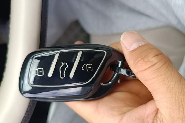 Used Roewe D7 2023 EV 510km Rear-Drive Flagship Edition Vehicle Key