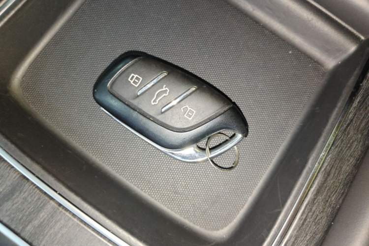 Used Roewe D7 2023 DMH 125km Flagship Edition Vehicle Key