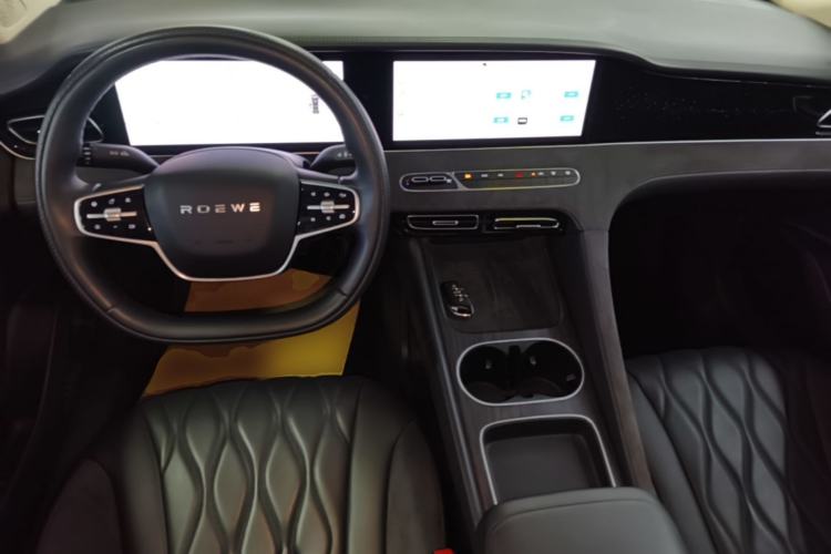 Used Roewe D7 2023 DMH 125km Flagship Edition Center Console