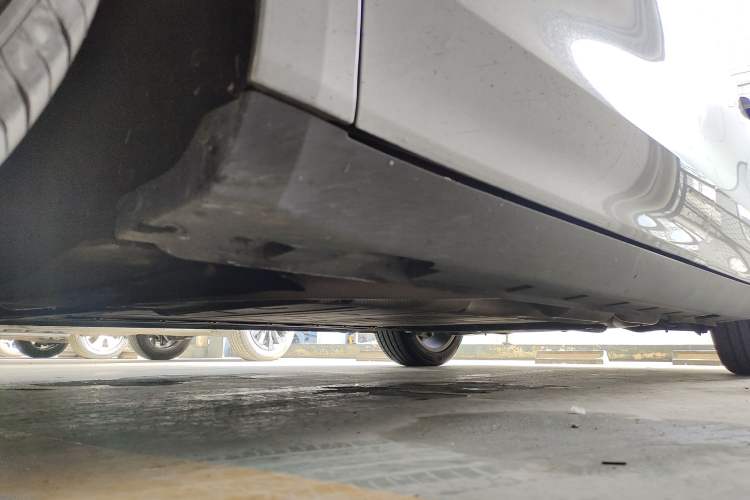 Used Roewe D7 2023 DMH 125km Flagship Edition Chassis Front Left