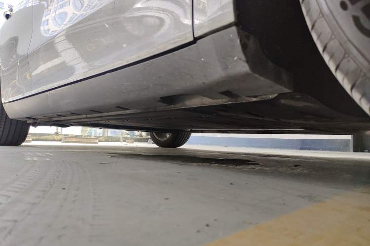 Used Roewe D7 2023 DMH 125km Flagship Edition Chassis Front Right