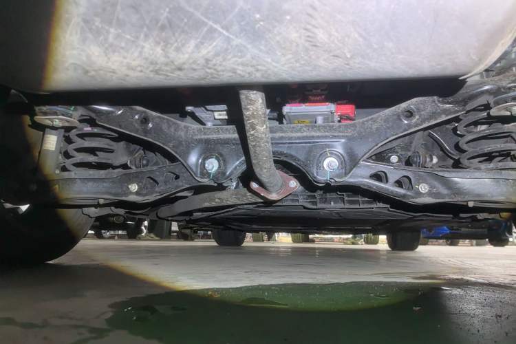 Used Roewe D7 2023 DMH 125km Flagship Edition Chassis Rear
