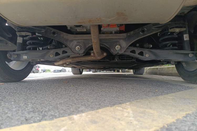 Used Roewe D7 2023 DMH 125km Flagship Edition Chassis Rear