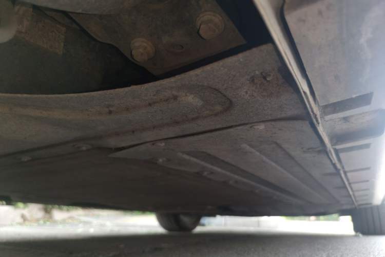 Used Roewe D7 2023 DMH 125km Superior Edition Chassis Rear Right