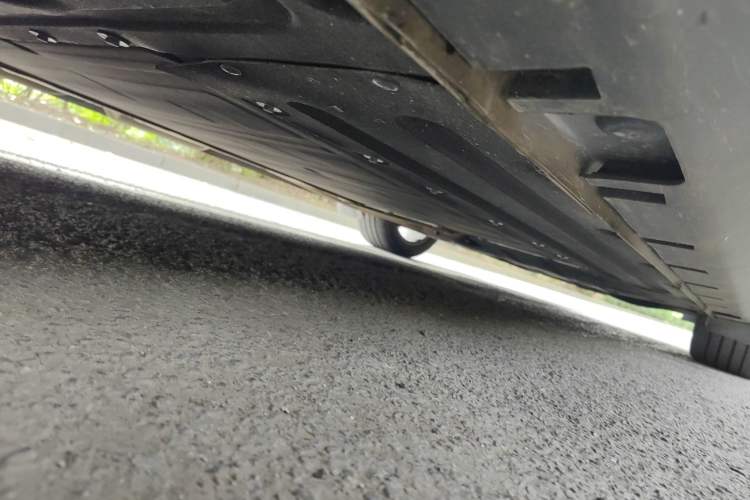 Used Roewe D7 2023 DMH 125km Excellence Edition Chassis Rear Right