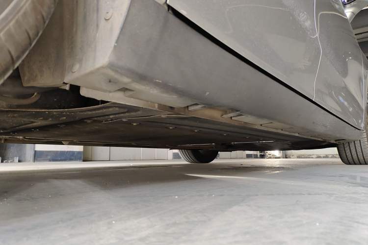 Used Roewe D7 2023 DMH 125km Flagship Edition Chassis Rear Right