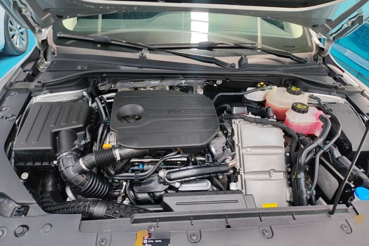 Used Roewe D7 2023 DMH 125km Flagship Edition Engine Bay