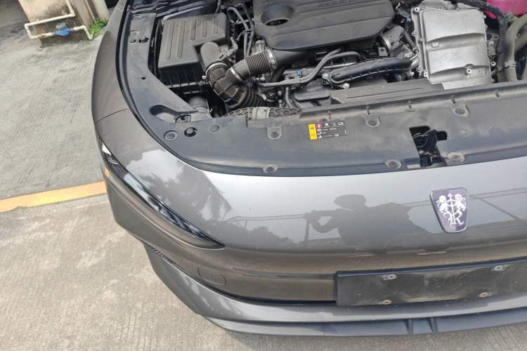 Used Roewe D7 2023 DMH 125km Superior Edition Engine Bay Right