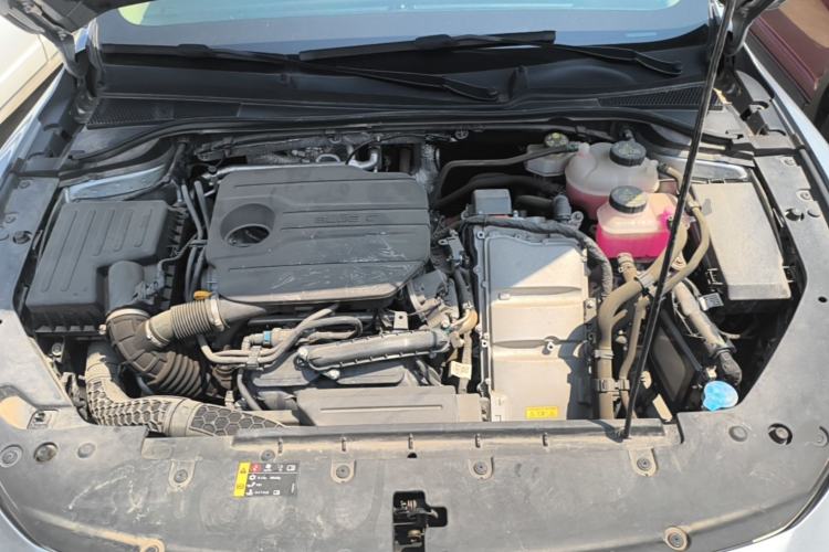 Used Roewe D7 2023 DMH 125km Flagship Edition Engine Bay